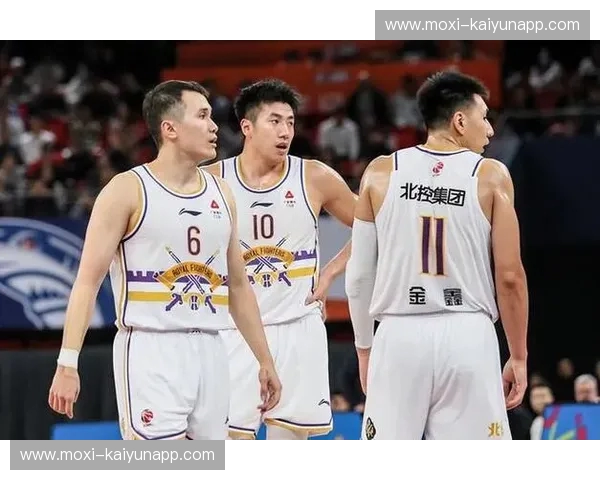 冰雪之约，王者之战：吉林男篮与北控男篮的恩怨情仇与巅峰对决